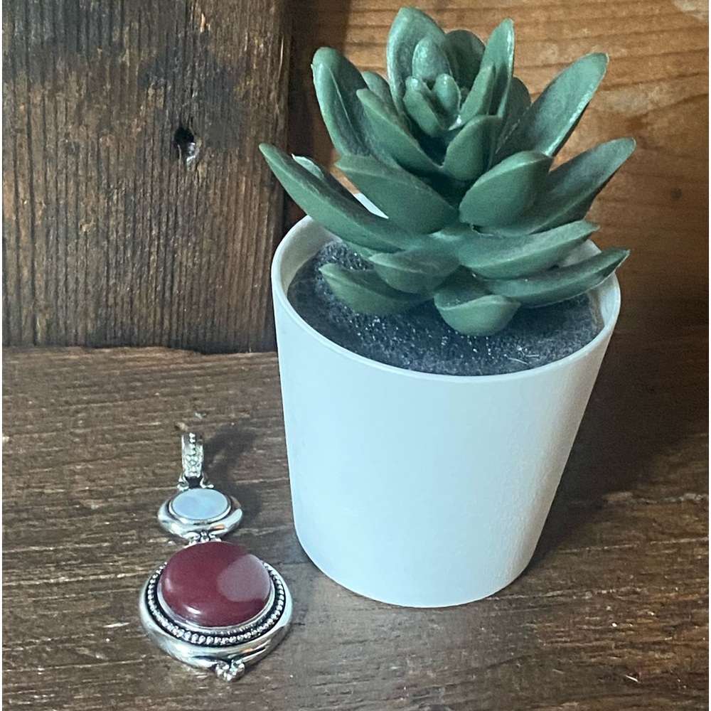 Lia Sophia Lisa Slide Pendant